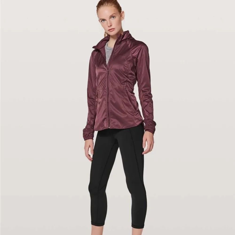 Lululemon Goal Crusher Jacket in the color Redwood 2